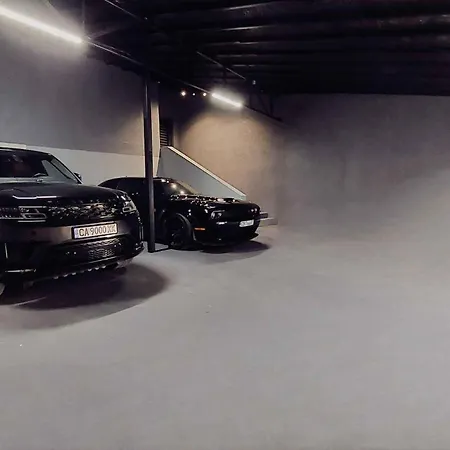 Sofia Luxury City Villa Bear - Private Garage - Pancharevo Sofia